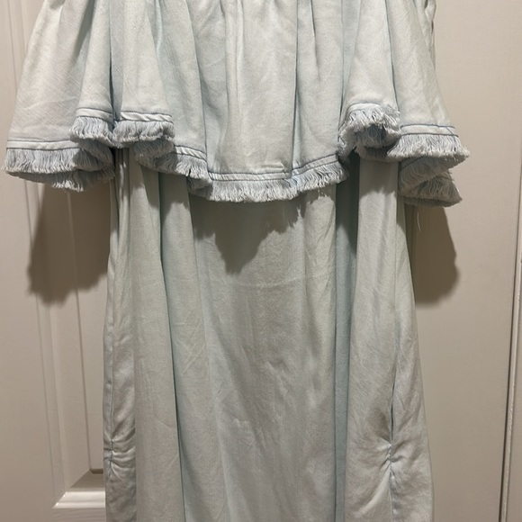 NEW w/tags Chambray Denim Fringe Off or Cold Shoulder Dress light weight & soft - Picture 5 of 10